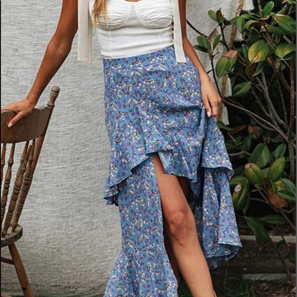 Side slit Maxi skirt
